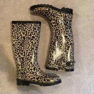 Cheetah print rain boots
